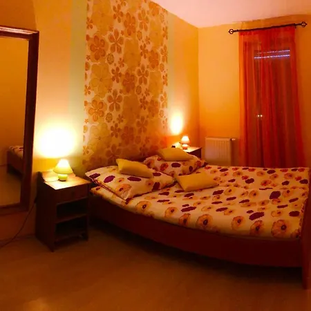 Club218 Varga Wellnessapartman 아파트 *