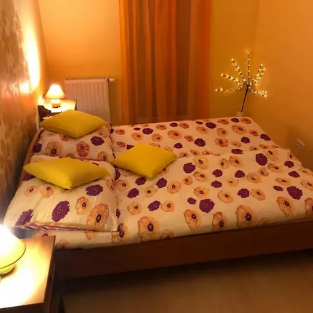 Club218 Varga Wellnessapartman 아파트 시오포크