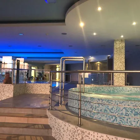 Club218 Varga Wellnessapartman *