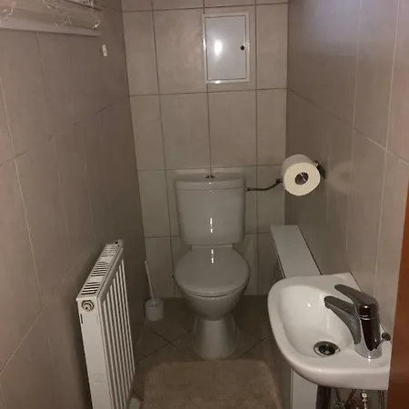 아파트 Club218 Varga Wellnessapartman