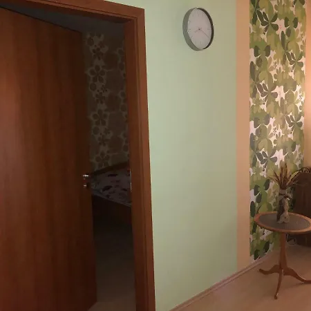 Club218 Varga Wellnessapartman * 시오포크