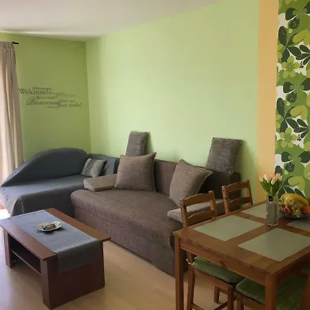 Club218 Varga Wellnessapartman *